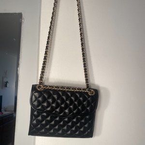 REBECCA MINKOFF QUILTED CROSSBODY BAG